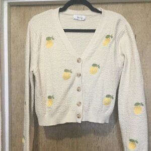 Sadie & Sage button front cardigan with embroidered lemons size medium cropped